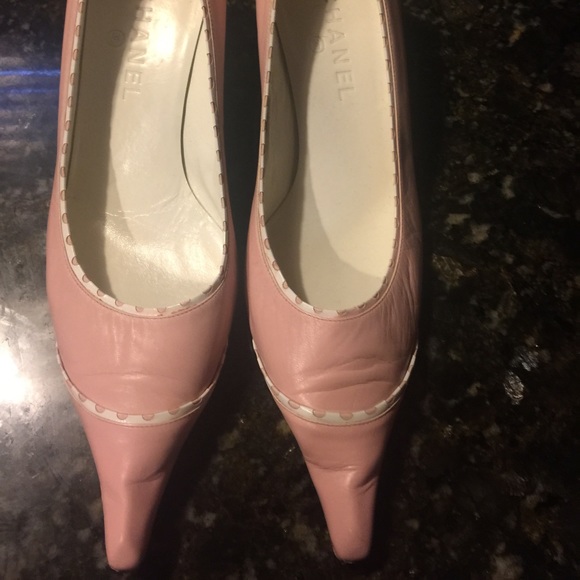 Chanel Pink heels - Picture 3 of 4